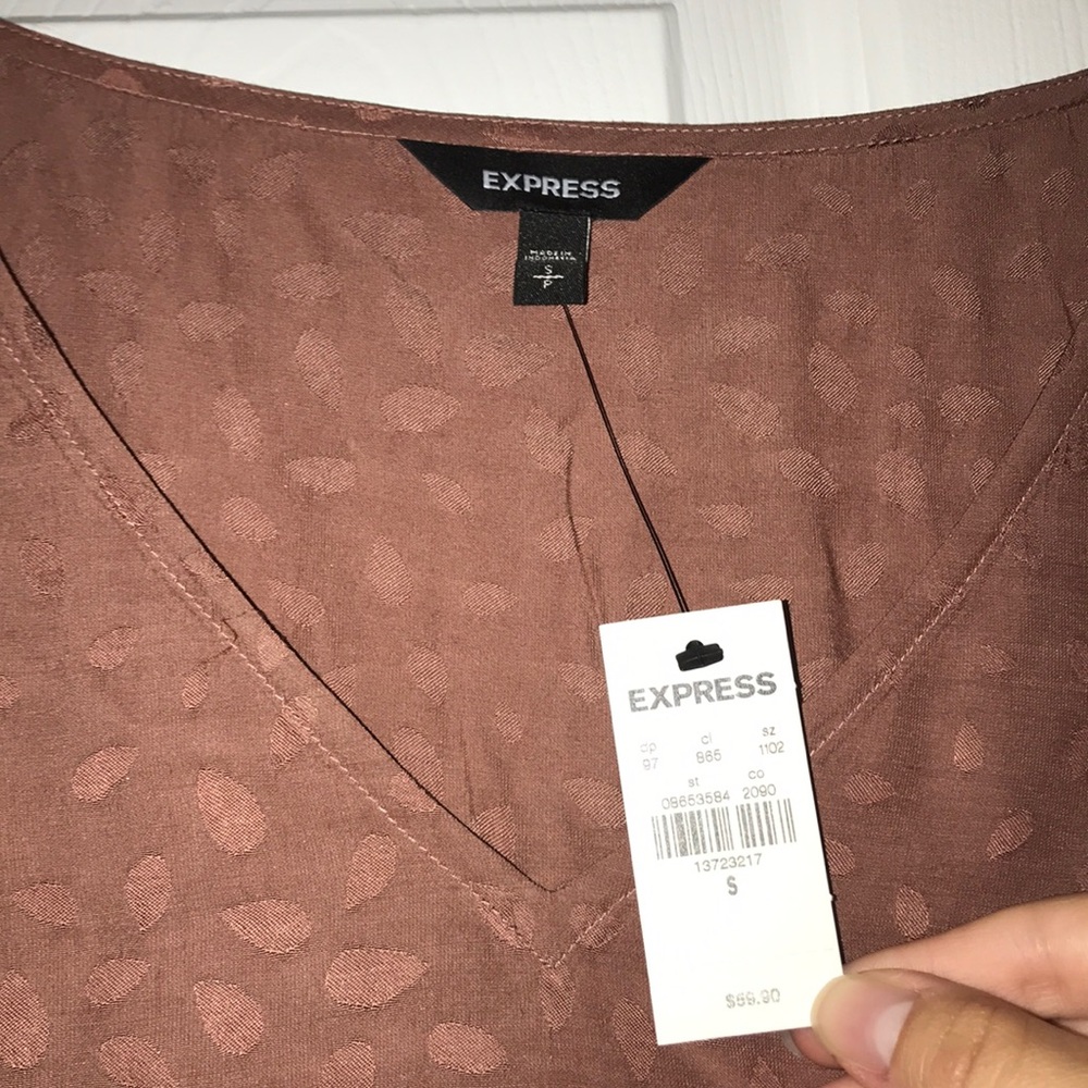 Express Top - Picture 4 of 4